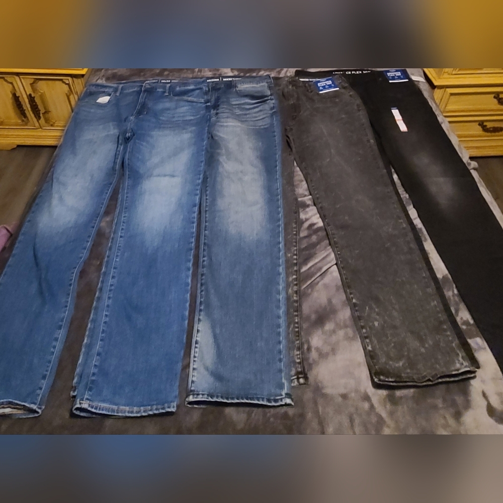 Lot of FOUR New Jeans (Arizona Flex 360)